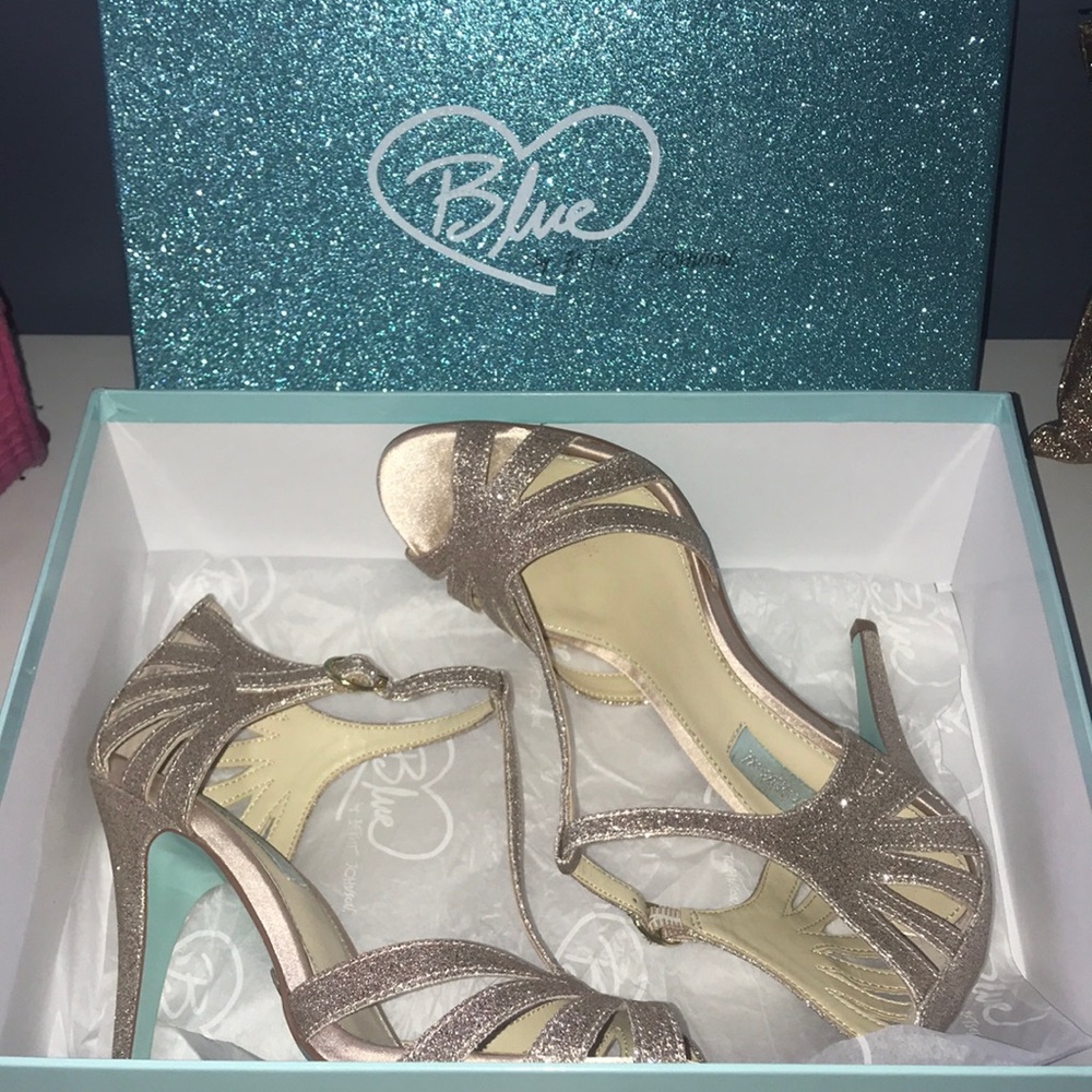Betsy Johnson heels